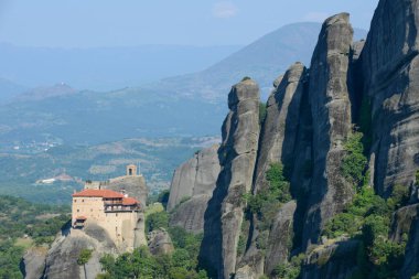 Yunanistan Meteor 'daki manastıra bak