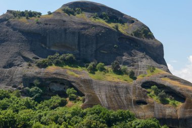 Meteor 'un Yunanistan' daki muhteşem kayaları
