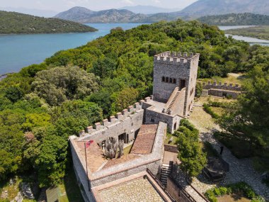 Romen arkeoloji sahası Butrinto 'nun Arnavutluk' taki insansız hava aracı görüntüsü