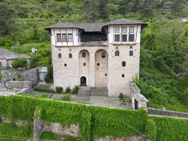 Vista Drone Uma Casa Tradicional Gjirokastra Albânia Patrimônio Mundial Unesco — Fotografia de Stock