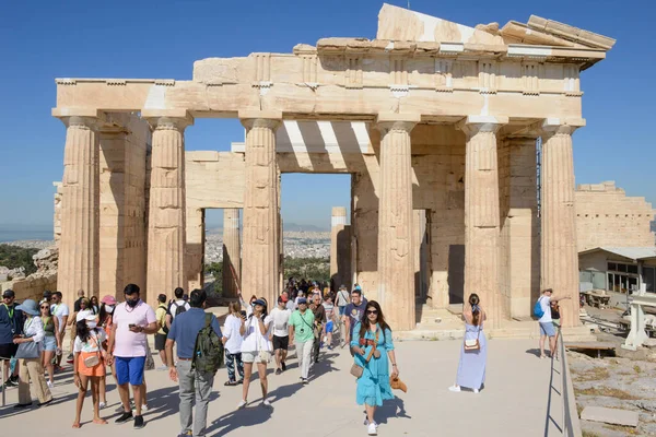 Athens Greece May 2022 People Visiting Acropolis Athens Greece — Fotografia de Stock
