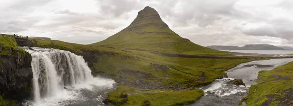 View Mount Waterfall Kirkjufell Grundarfjordur Iceland — Photo