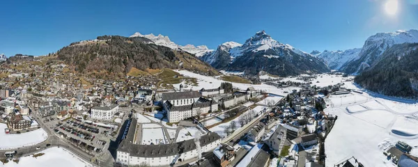 Drone Pohled Vesnici Engelberg Švýcarských Alpách — Stock fotografie