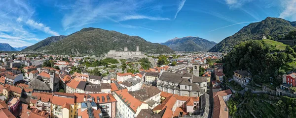 Vista Del Dron Ciudad Bellinzona Los Alpes Suizos — Foto de Stock