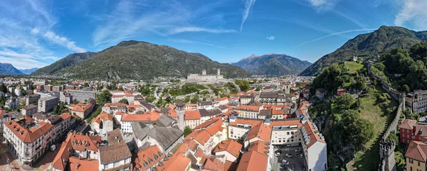 Vista Del Dron Ciudad Bellinzona Los Alpes Suizos — Foto de Stock