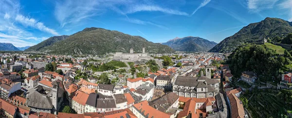 Vista Del Dron Ciudad Bellinzona Los Alpes Suizos — Foto de Stock