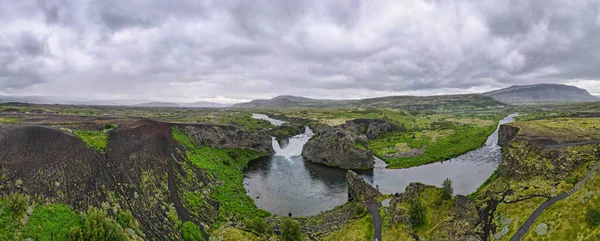 Vista Drone Cachoeira Hjalparfoss Islândia — Fotografia de Stock
