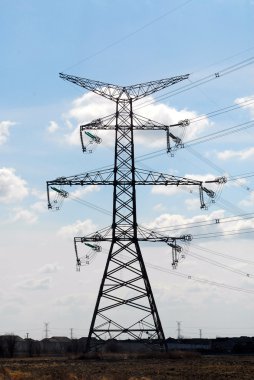 Elektrik iletim kulesi