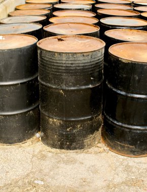 siyah davul paslanma satır