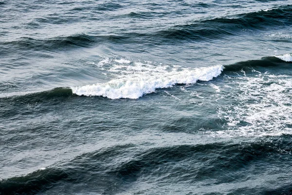 Deep Blue Sea Waters Splashing Foamy Waves Aerial View Ocean — Stock Photo, Image