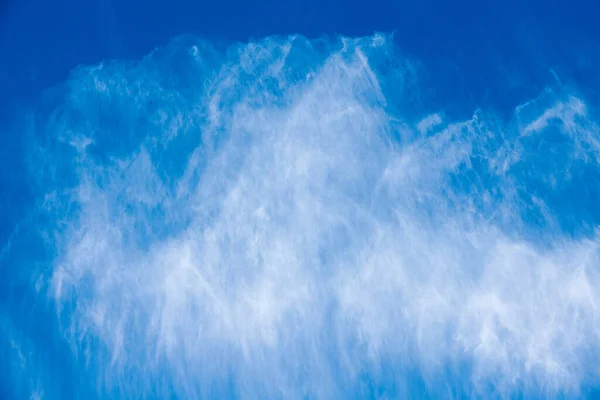 Cirrus Mraky Modré Obloze Krásná Jasná Oblačnost Krásné Cirrus Bílé — Stock fotografie