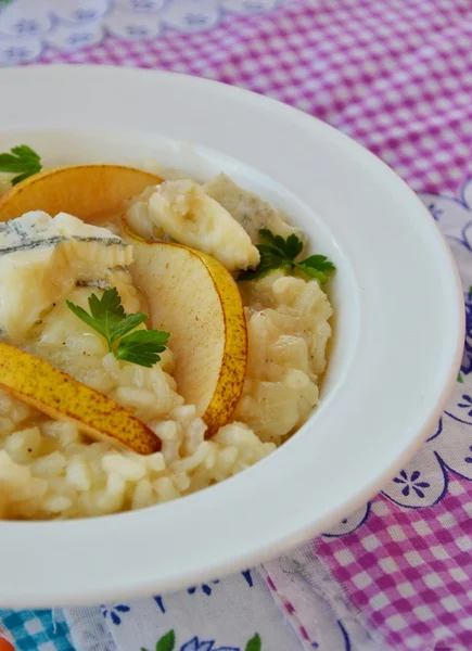 Risotto with gorgonzola and pears — Stock Photo, Image