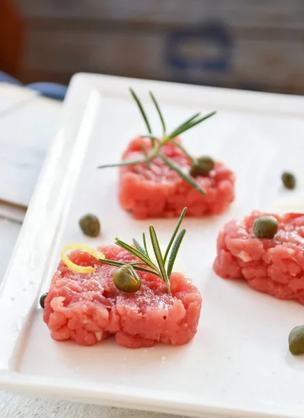 Carne de res tártara — Foto de Stock