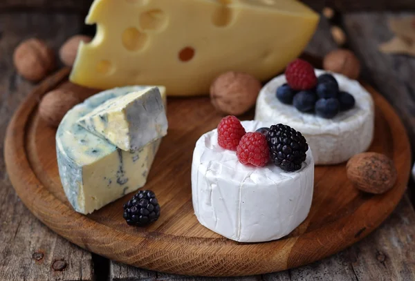 Camembert. — Fotografia de Stock