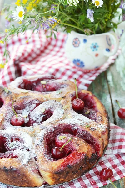 Torta de cereja — Fotografia de Stock