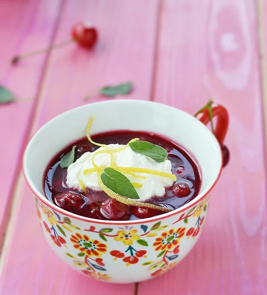 Cherry dessert — Stock Photo, Image