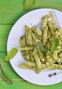 sause pesto makarna