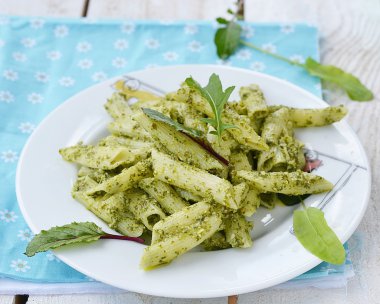 sause pesto makarna