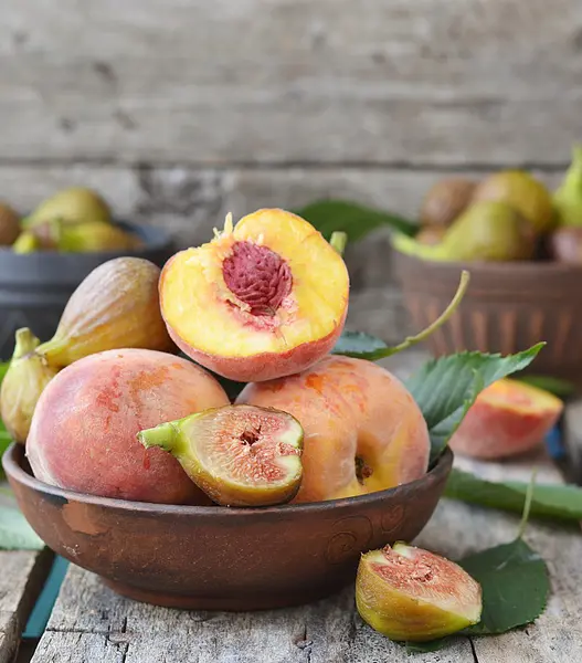 Peaches.Fruits — Zdjęcie stockowe