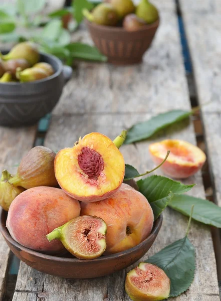 Peaches.Fruits — Zdjęcie stockowe