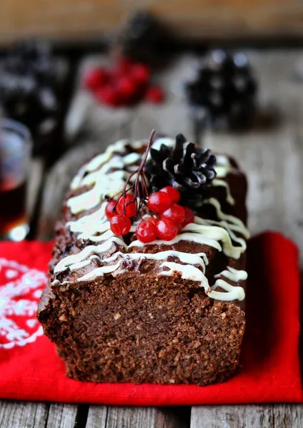 Bolo de chocolate de Natal . — Fotografia de Stock