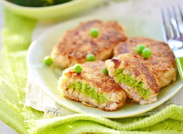 Fish croquette with green pea — Stock Photo, Image