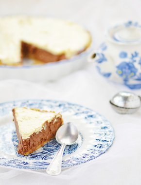 Çikolatalı cheesecake dilim.