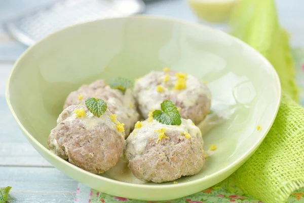 Meat bolls with lemon sauce — Stock Photo, Image