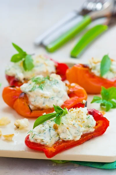 Baked pepperwith goat cheese — Stock Photo, Image