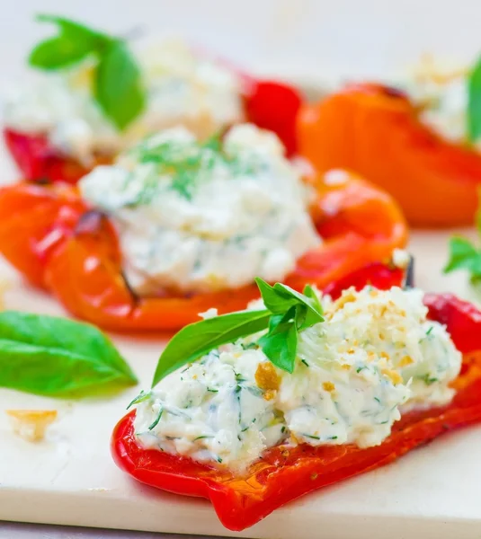 Baked pepperwith goat cheese — Stock Photo, Image