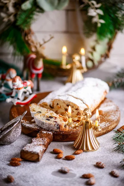 Cagliata Natale Stollen Uno Sfondo Rustico Natale Stile Rustico Focus — Foto Stock