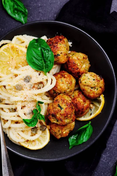 Bucatini Chicken Polpette Parmesan Style Rustic Selective Focus — Stock Photo, Image