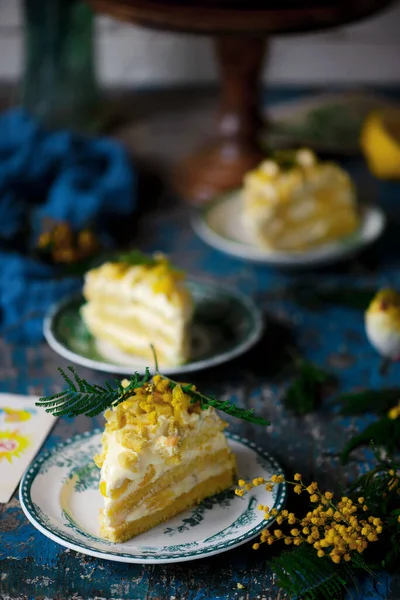 Italienische Mimosa Kuche Zum Internationalen Frauentag März — Stockfoto