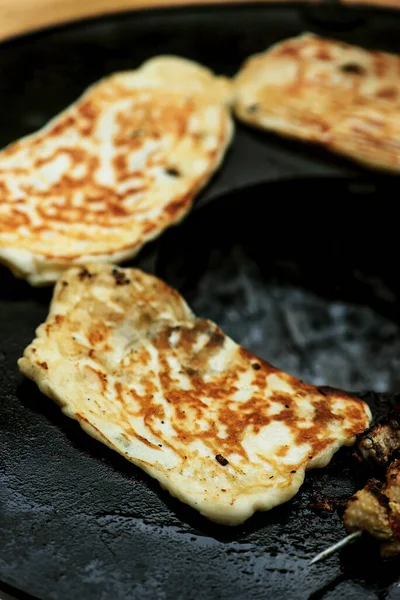 Grilled Chicken Shish Tavuk Naan Style Rustic Selective Focus — Stock Photo, Image