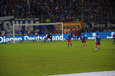 hamburg Spor Kulübü hsv oyuncu ısınıyor