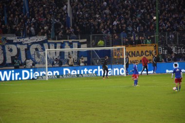 hamburg Spor Kulübü hsv oyuncu ısınıyor