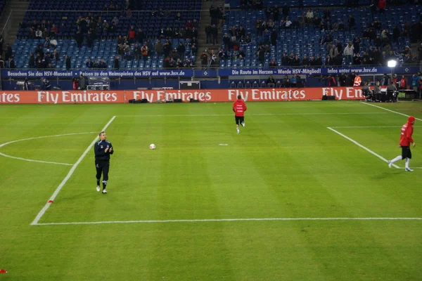 Player of the Frankfurt Football Club Eintracht are warming up — Stock Photo, Image