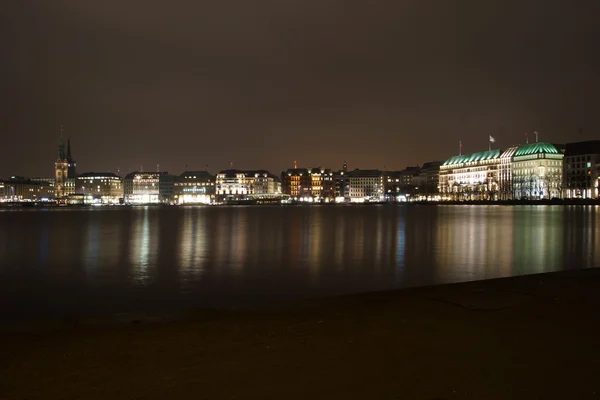 Jungfernstieg och alster — Stockfoto