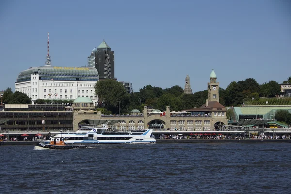 The St. Pauli Landing Stages — Stock Photo, Image