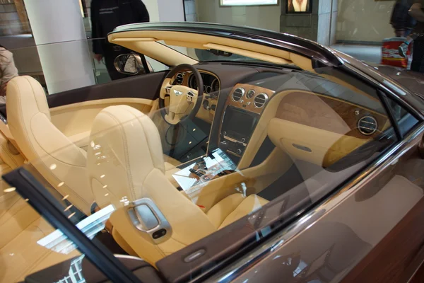 Un Bentley — Foto de Stock