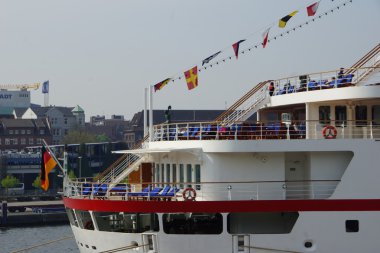 MS Deutschland