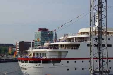 MS Deutschland