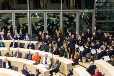 Vikipedi'ye eyalet kutlama