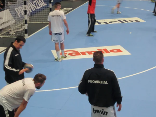 THW Kiel vs TuS N.-Lübbecke on 28.11.2013 — 图库照片