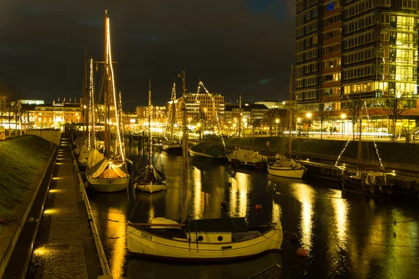 Kiel beleuchtete Skyline — Stockfoto