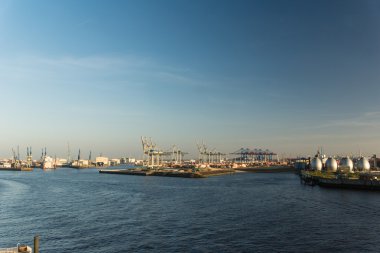 konteyner terminali ve tersane