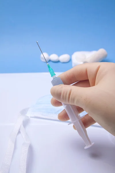 Hand Holding Syringe — Stock Photo, Image