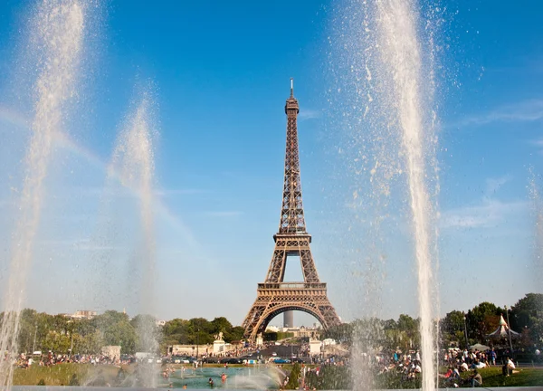 The Eiffel Tower. Paris. — Stock Photo, Image