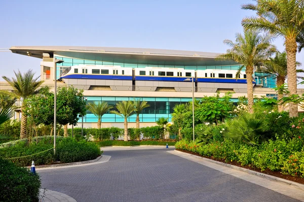 The Dubai Metro. — Stock Photo, Image