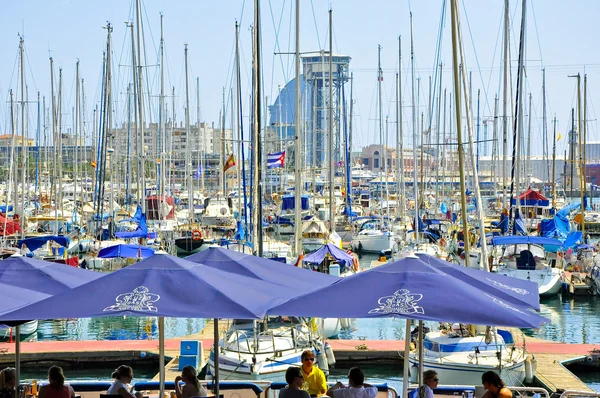 Waterfront porto em Barcelona, Catalunha, Espanha . — Fotografia de Stock